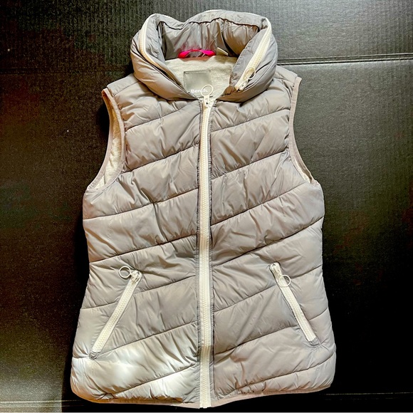 Bench Jackets & Blazers - Bench Women’s Small Puffer Vest with Hood Gray